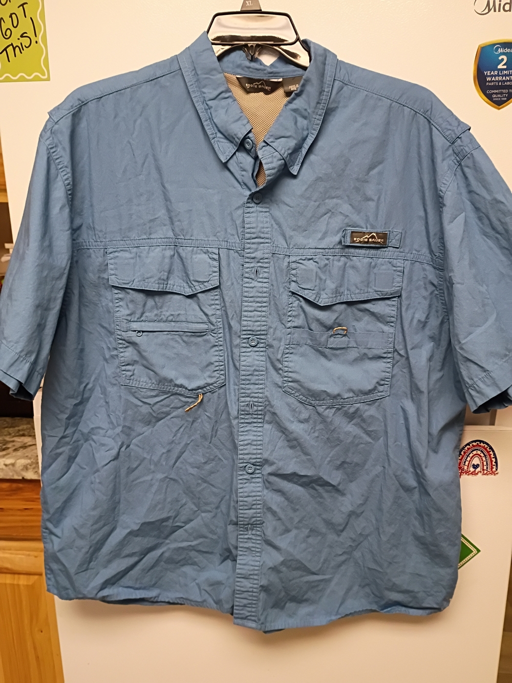 Eddie Bauer Short Sleeve Outdoor Shirt in Blue